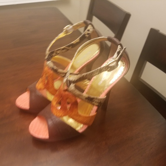 bebe Open Toe Heel - Picture 2 of 4